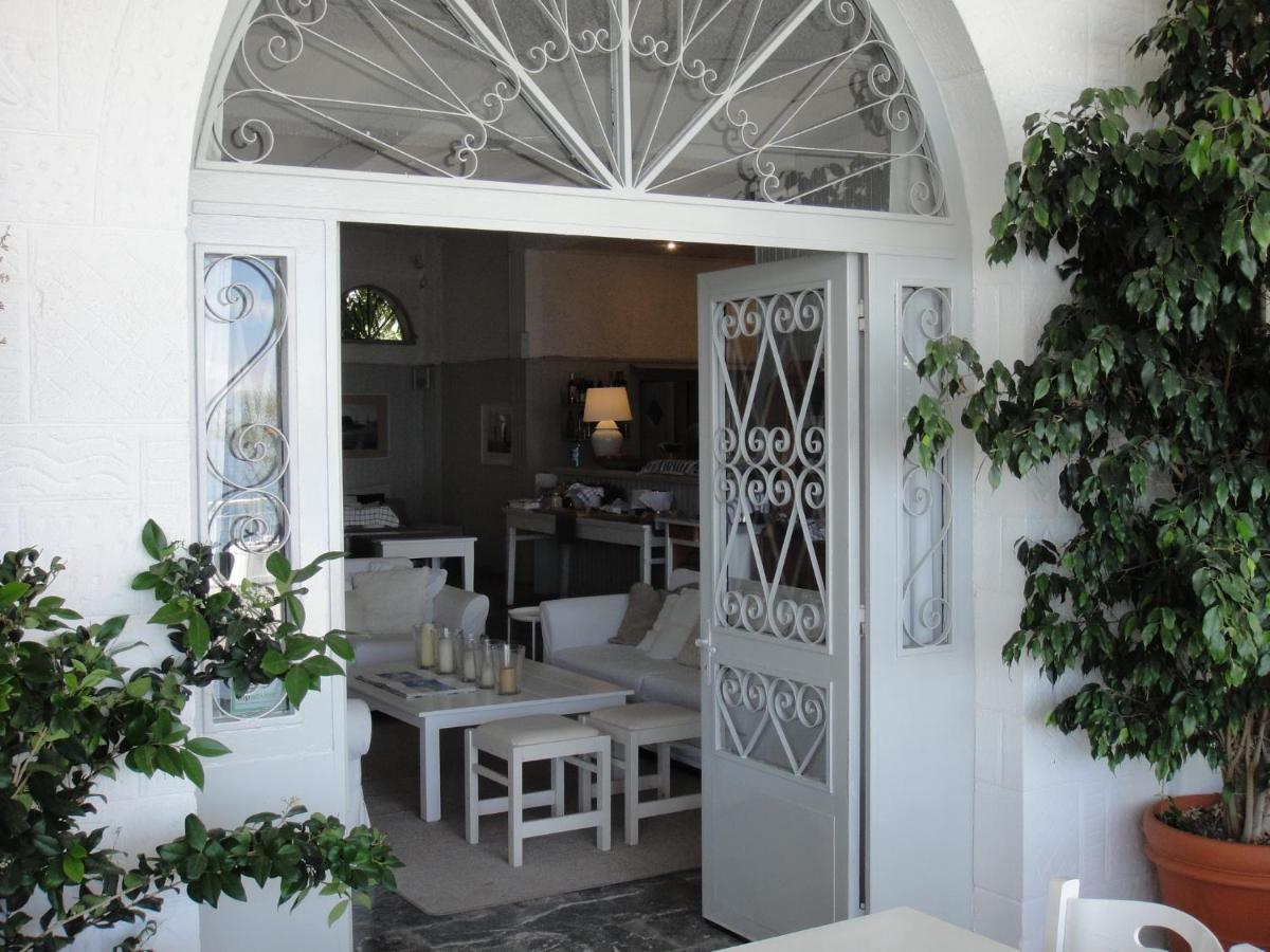 Paradisos Agioi Pandes Exterior photo